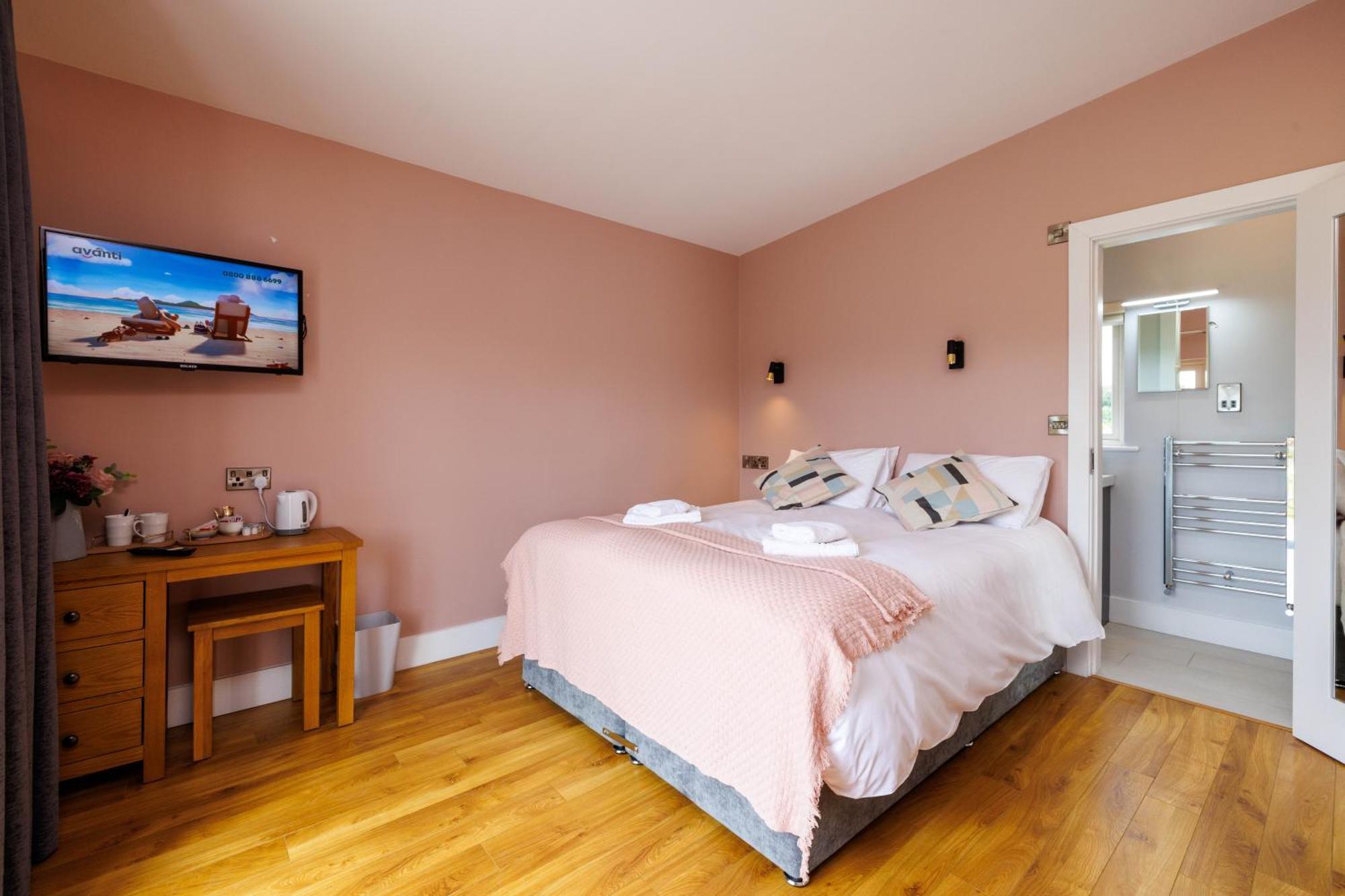 Stoneyford Luxurious Cabins Buitenkant foto